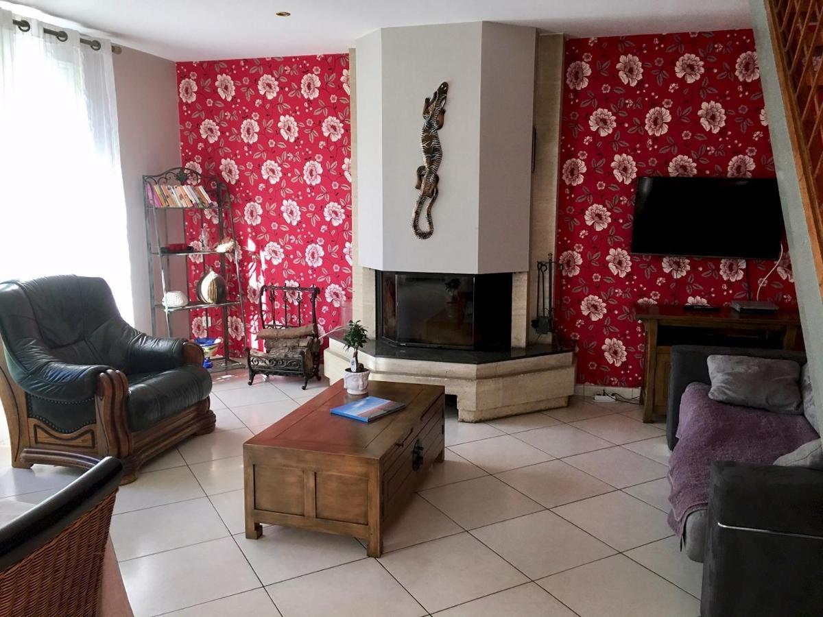 Camping La Garenne De Moncourt Rue  Extérieur photo