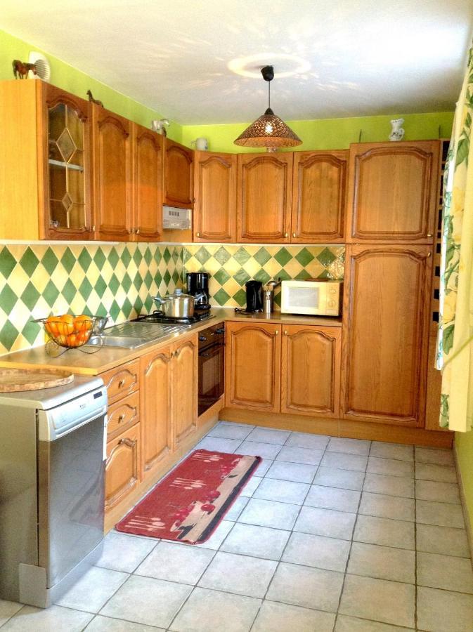 Camping La Garenne De Moncourt Rue  Extérieur photo
